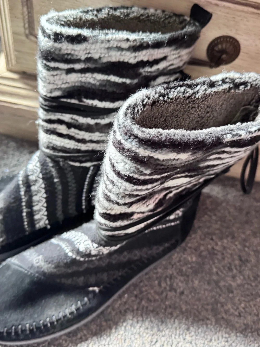 Toms Black and White Patterned Knit-Trim Women's Winter Boots